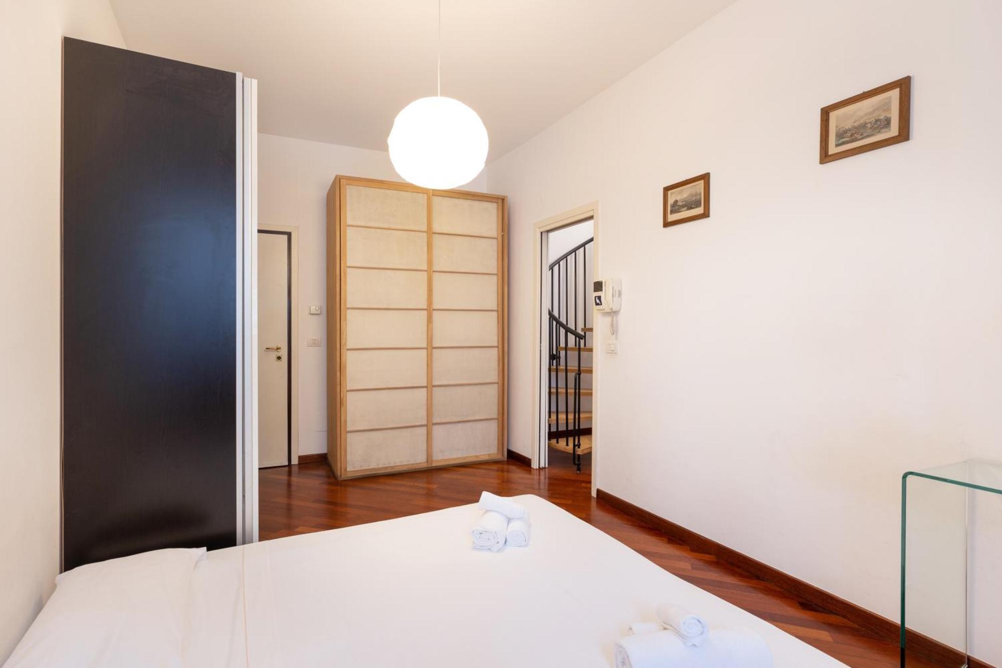Splendid One Bedroom 2 Level Duomo - Mirable Pm Appartement *